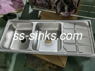 Acessórios de colander Incluído avental Lavatório de cozinha de aço inoxidável com tabuleiro de descarga