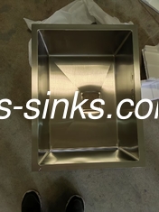 Furo de drenagem quadrada de aço inoxidável de recipiente único Sink Topmount Instalação versátil