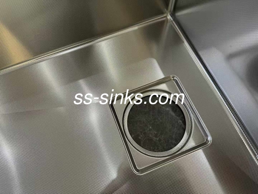 série 304 de montagem dupla recipiente único recipiente profundo lavatório de cozinha feito à mão