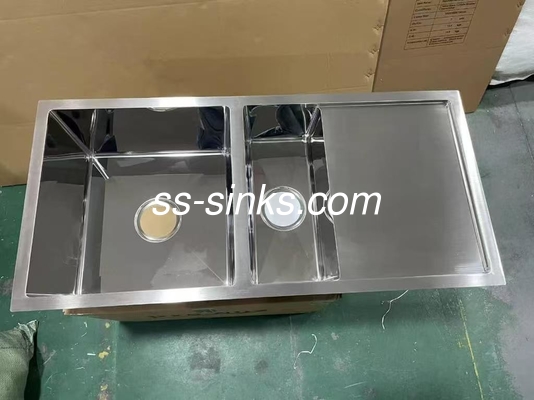 Estação de Trabalho de Taça Dupla Laveira de Cozinha de Fabricação Manual Polaca Com Drainboard