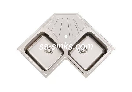 Resistente à ferrugem e durável Esquina Lavatório de cozinha de aço inoxidável com acessório de drainboard